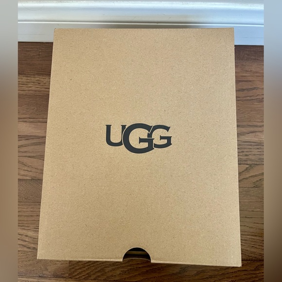 NEW w/Box UGG Kids Unisex nuemel ii Chukka Boot Samba Red Leather Suede Size 3 - Picture 13 of 16